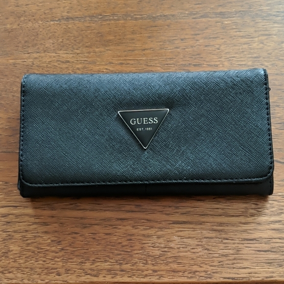 Black Guess Wallet - Picture 1 of 3